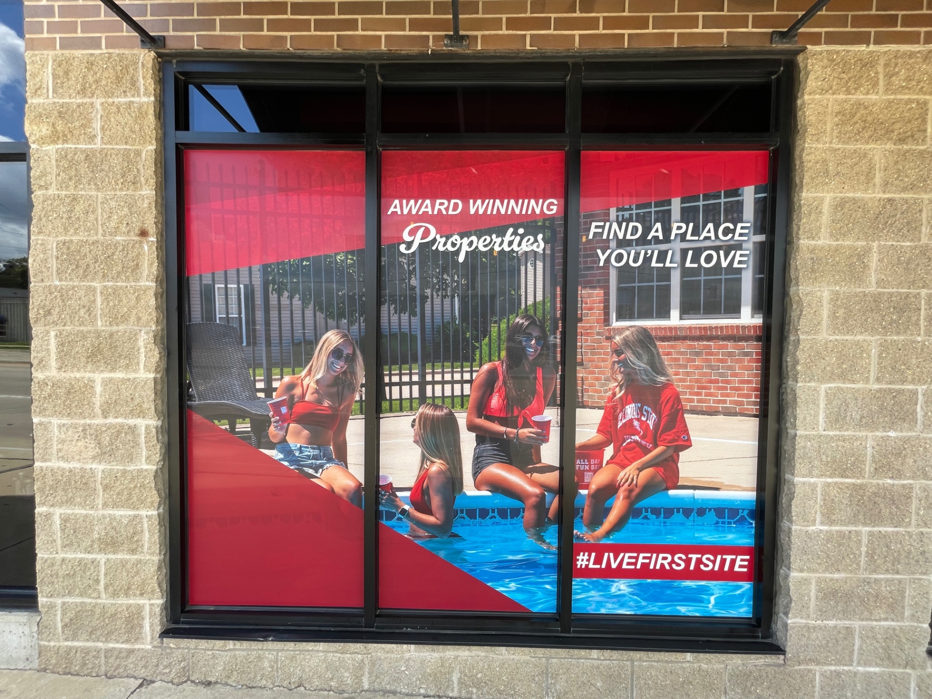 FirstSite full-color storefront window graphics